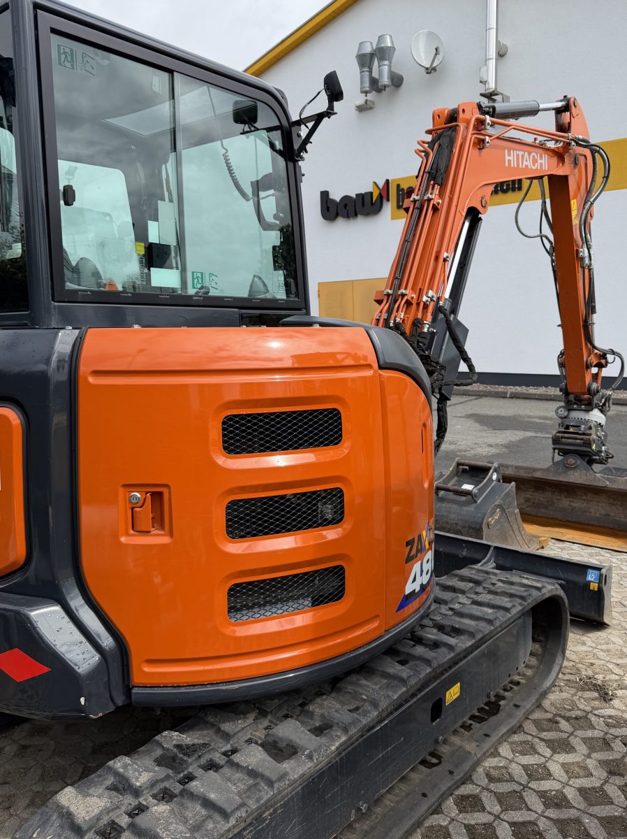 Hitachi ZX48 MTC gebraucht kaufen – Detailansicht